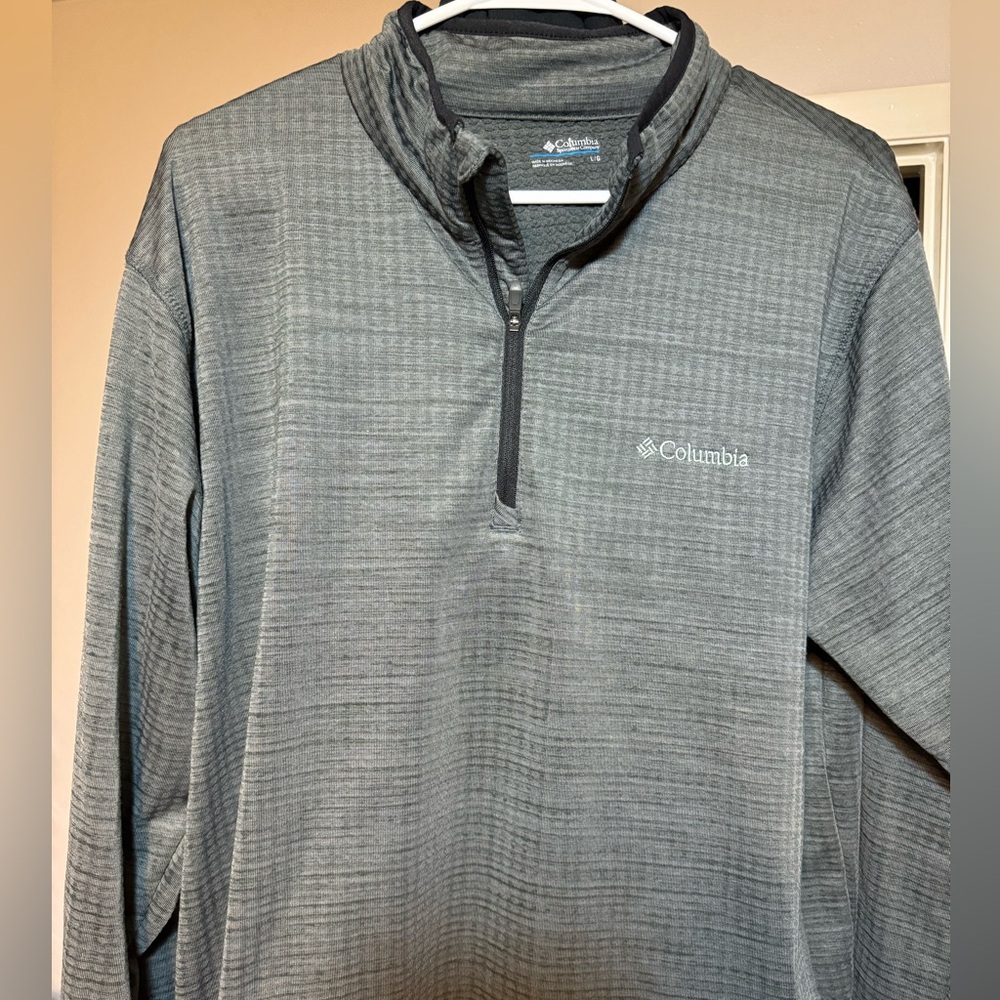 Columbia light sweater